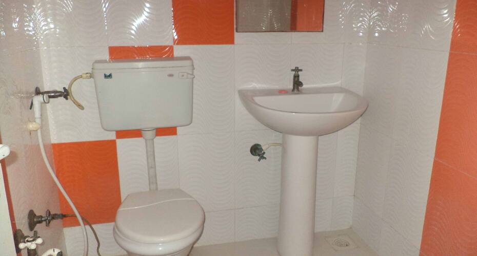 Hotel Mira, Veraval 5
